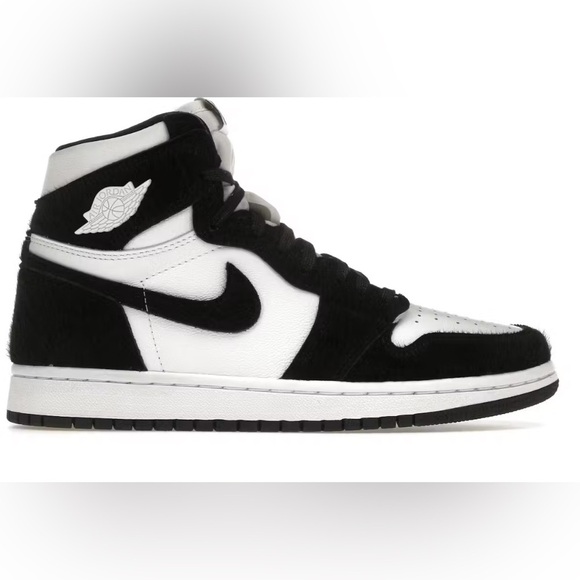 Nike Shoes - Nike Jordan Retro Twist